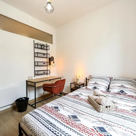 Apartment Le Lavandin, Spacieux Et Moderne P4, Centre Ville, Wifi Nîmes