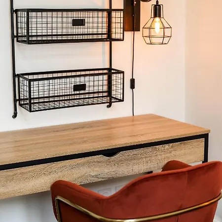 Apartment Le Lavandin, Spacieux Et Moderne P4, Centre Ville, Wifi *