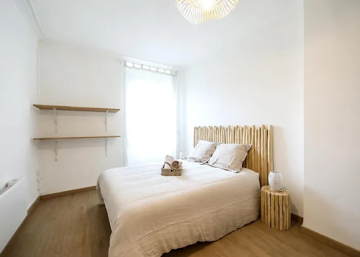 Le Lavandin, Spacieux Et Moderne P4, Centre Ville, Wifi Nimes