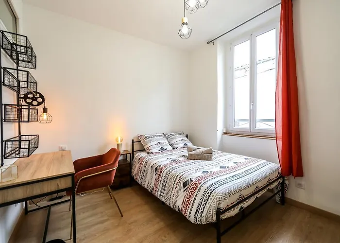Apartment Le Lavandin, Spacieux Et Moderne P4, Centre Ville, Wifi *
