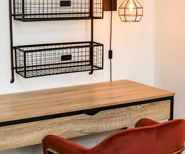 Apartment Le Lavandin, Spacieux Et Moderne P4, Centre Ville, Wifi *